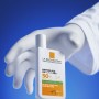 Protector solar facial Anthelios Uv-Mune 400 Oil Control Fluido Invisible 50 ml - La Roche Posay